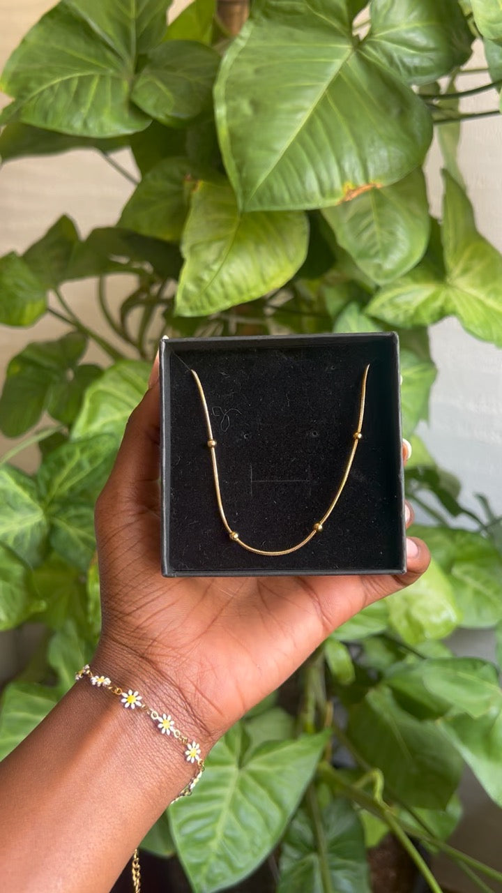 Gold drops neckalce