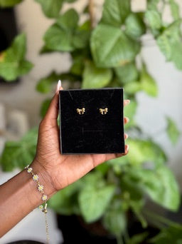 Akinyi Mini bow studs