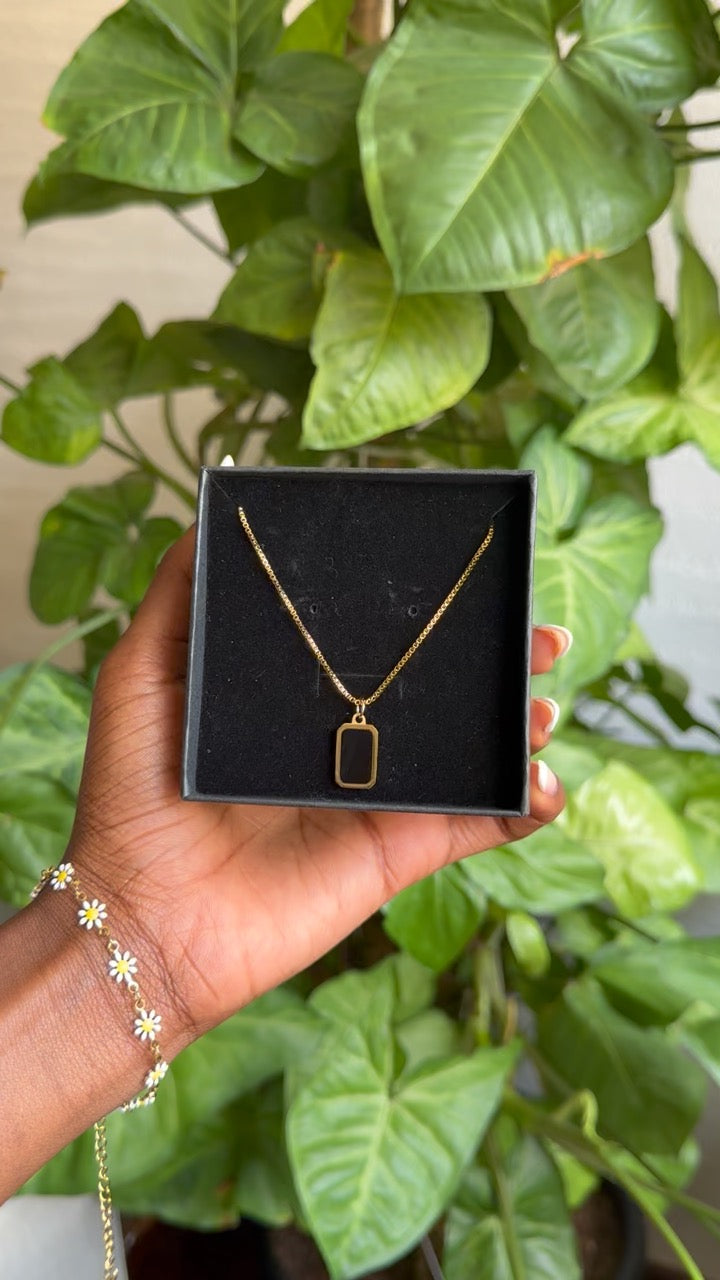 Long black pendant Necklace