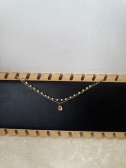 Omollo pearly bracelet