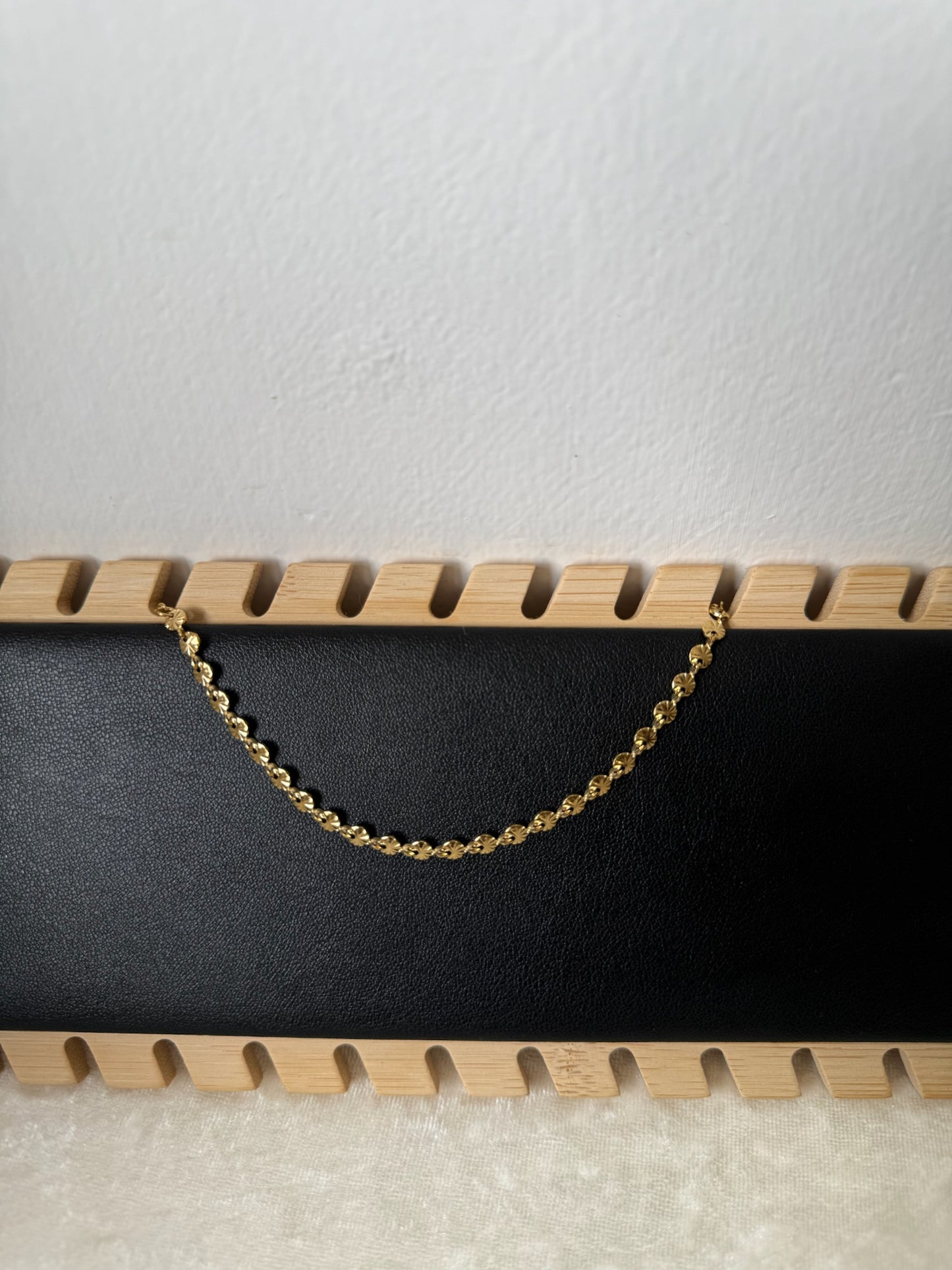 Aketch slender bracelet