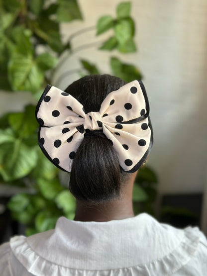 Classic Outline Bows