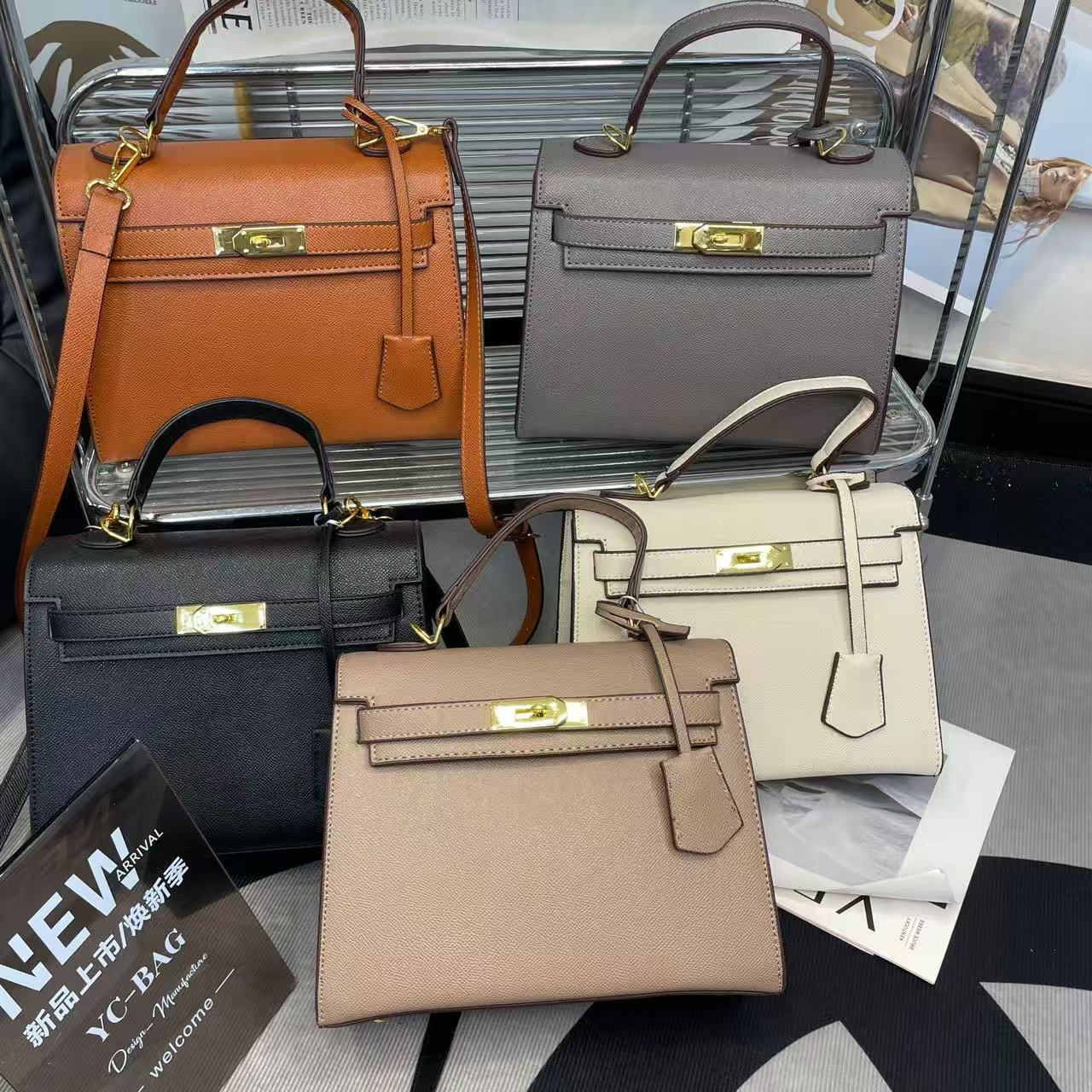 Jaberr Kelly Bag