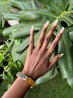 Adiwuor abstract bangle