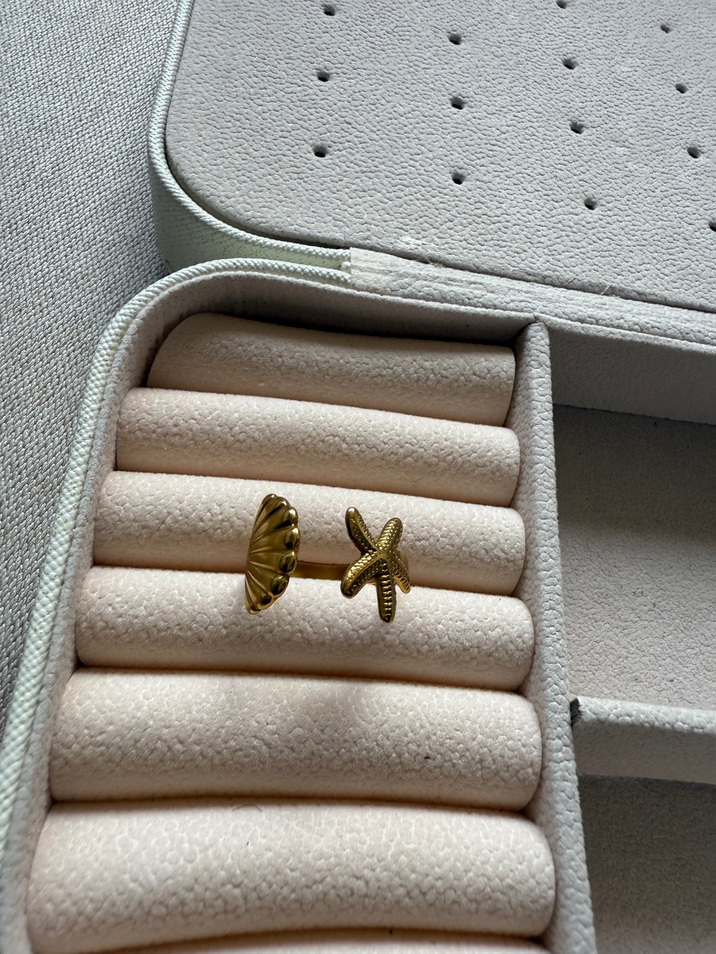 Gold Leaf & Star Ring