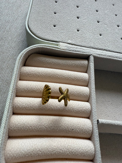 Gold Leaf & Star Ring