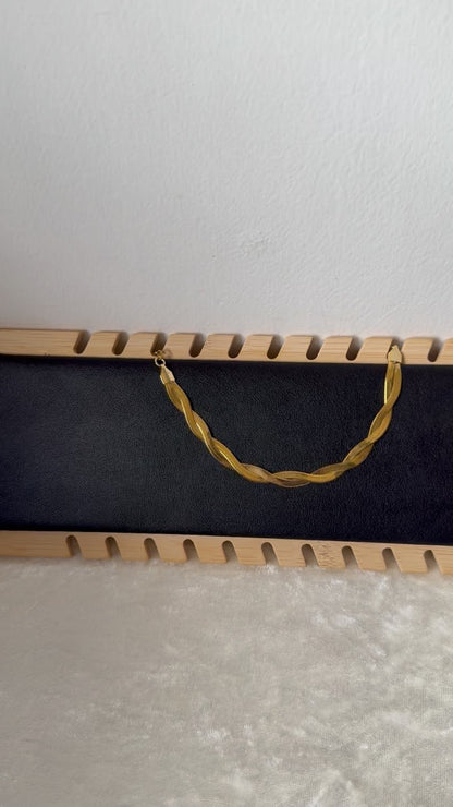 Jaberr Chris-crossed Bracelet