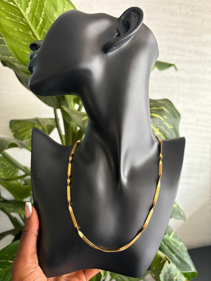 Ribbed Gold Necklace