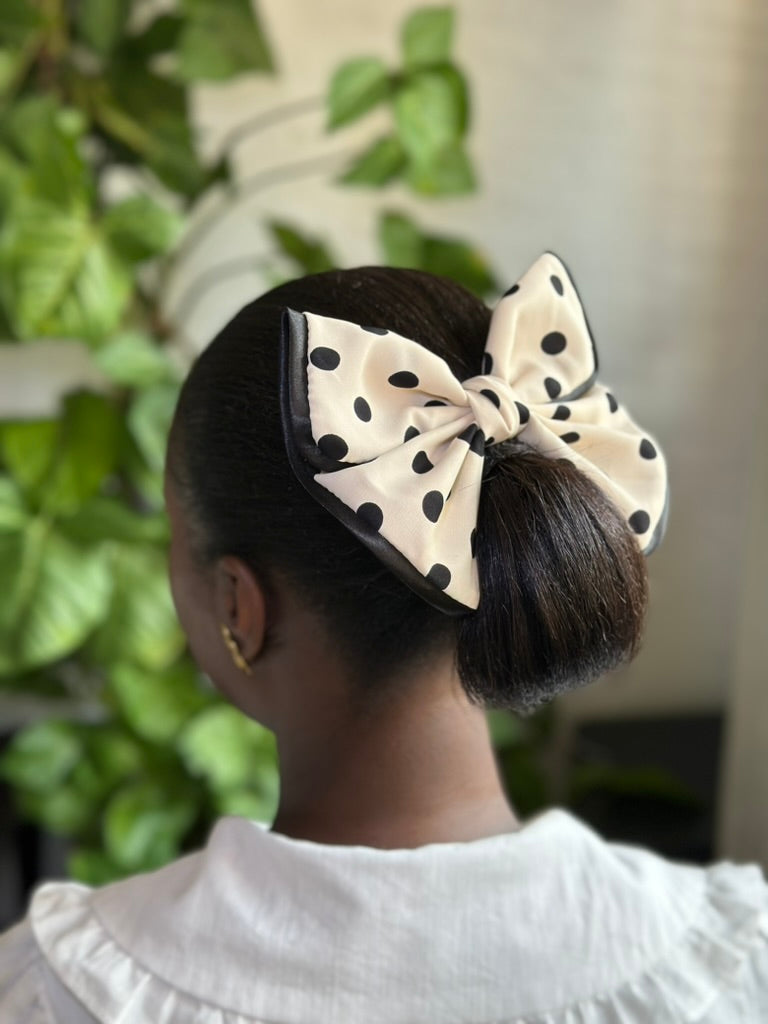 Classic Outline Bows